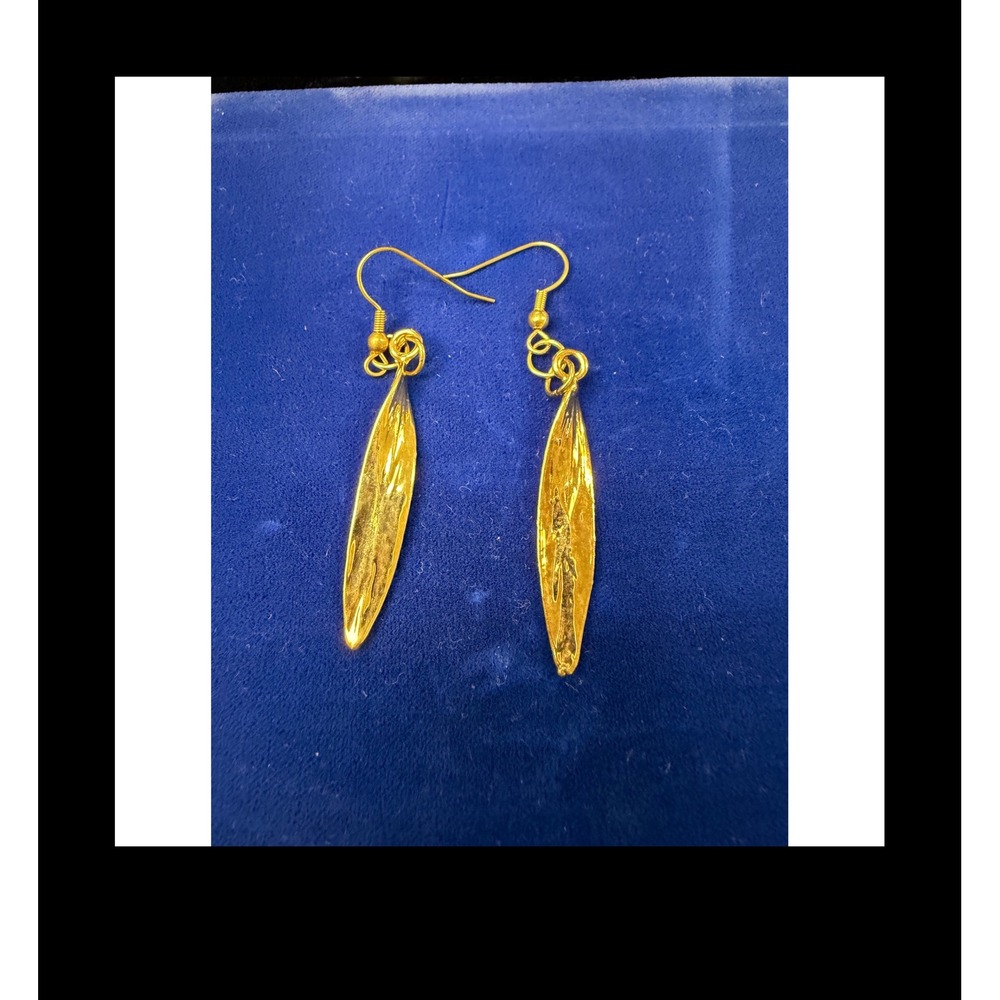 Gold Tone Textured Leaf Dangle Earrings Organic Teardrop Fishhook Drop 1.75"